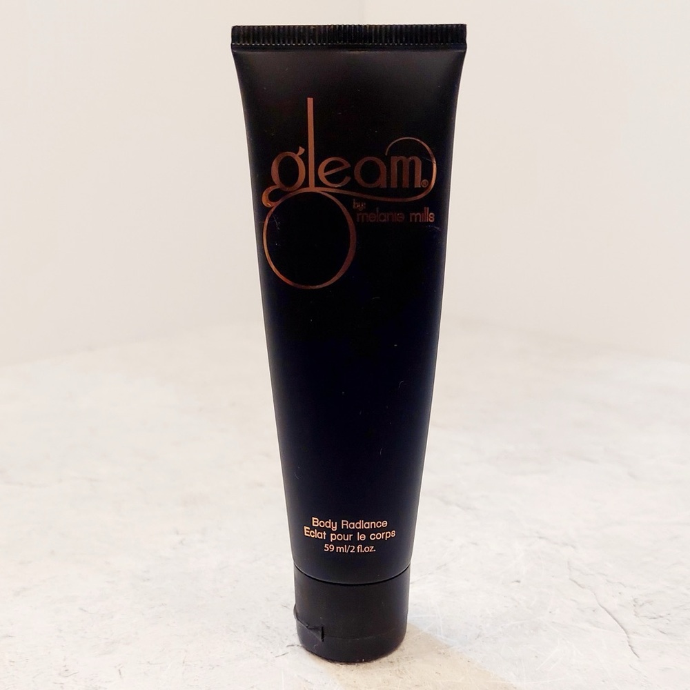 Melanie Mills Hollywood Deep Gold Gleam Body Radiance | 2 fl. oz.